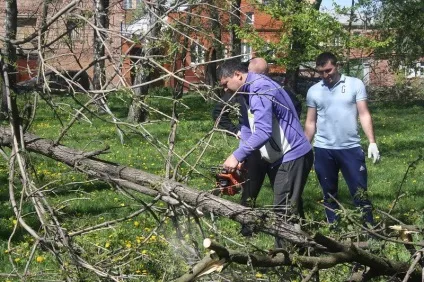 Генеральне прибирання як пройшов всеукраїнський екологічний суботник - новини політики (всеукраїнський) Генеральне прибирання як пройшов всеукраїнський екологічний суботник - новини політики
