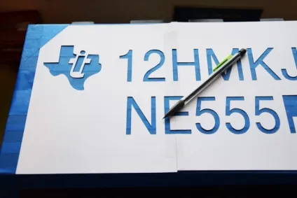 Гігантська мікросхема »або підставка для ніг своїми руками - частина 2, мозгочіни (своїми) Гігантська мікросхема »або підставка для ніг своїми руками - частина 2, мозгочіни
