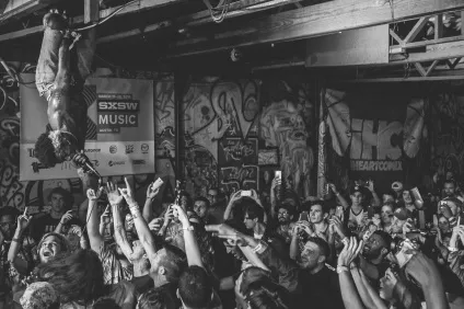 Ho99o9 дебош, панк і ожилі нічні кошмари як нові заповіді хіп-хопу (панк) Ho99o9 дебош, панк і ожилі нічні кошмари як нові заповіді хіп-хопу