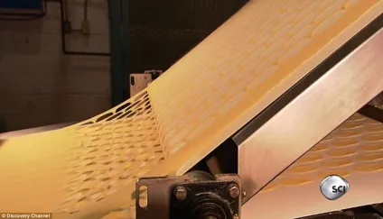 З чого роблять найпопулярніші чіпси pringles - Інфоманія (роблять) З чого роблять найпопулярніші чіпси pringles - Інфоманія