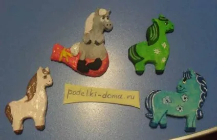 Вироби з солоного тіста будиночок, коробочка ідей і майстер-класів (Домовичок підкові солоного) Вироби з солоного тіста будиночок, коробочка ідей і майстер-класів