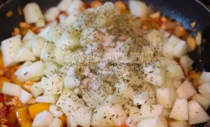 Кабачки з грибами, помідорами, болгарським перцем, рецепт з покроковими фото, всі страви (грибами) Кабачки з грибами, помідорами, болгарським перцем, рецепт з покроковими фото, всі страви