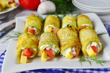 кабачкові рулетики