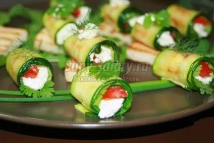 кабачкові рулетики