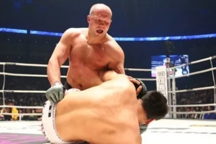 Як федор емельяненко виграв перший бій після поновлення кар'єри (федор) Як федор емельяненко виграв перший бій після поновлення кар'єри