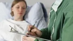 Які засоби необхідні для догляду за лежачими хворими