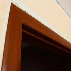 Як кріпити наличники на міжкімнатні двері установка наличників на двері своїми руками, фото, відео (двері) Як кріпити наличники на міжкімнатні двері установка наличників на двері своїми руками, фото, відео