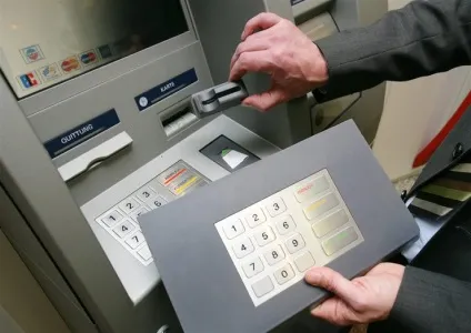 Як копіюють банківські карти, розважальний портал