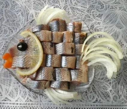 Як красиво нарізати, оформити і подати копчені скубрію (скумбрія) Як красиво нарізати, оформити і подати копчені скубрію