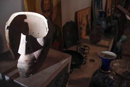 Як молодь тбилиси заробляє на життя, chronicle (Tbilisi Flea Market) Як молодь тбилиси заробляє на життя, chronicle