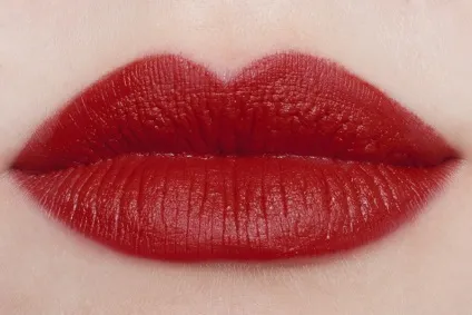 Матова помада guerlain rouge l`extrait огляд і Свотч, beauty insider (матова помада) Матова помада guerlain rouge l`extrait огляд і Свотч, beauty insider
