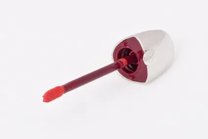 Матова помада guerlain rouge l`extrait огляд і Свотч, beauty insider (rouge) Матова помада guerlain rouge l`extrait огляд і Свотч, beauty insider