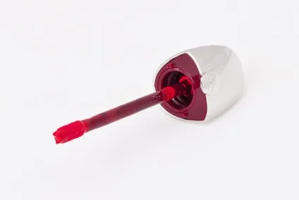 Матова помада guerlain rouge l`extrait огляд і Свотч, beauty insider (guerlain) Матова помада guerlain rouge l`extrait огляд і Свотч, beauty insider