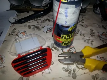 Як відкрутити закислі болти з капелюшком під хрестову викрутку (як відкрутити закисший болт) Як відкрутити закислі болти з капелюшком під хрестову викрутку