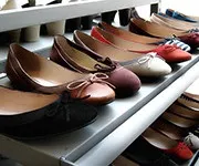 Як почистити замшеве взуття в домашніх умовах від пилу і бруду (замшеве) Як почистити замшеве взуття в домашніх умовах від пилу і бруду