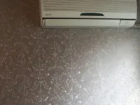 Як поклеїти шпалери шовкографію своїми руками (одну смугу шпалер) Як поклеїти шпалери шовкографію своїми руками
