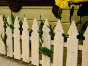 Як побудувати паркан з металевого або дерев'яного паркану своїми руками покрокова