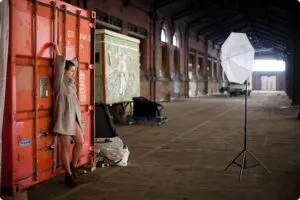 Мобільна фотостудія із зовнішніх спалахів, уроки фотографії, відео, майстер-класи та курси по (Варіант Стійки ставляться ліворуч) Мобільна фотостудія із зовнішніх спалахів, уроки фотографії, відео, майстер-класи та курси по
