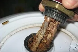 Як правильно провести заміну тена у водонагрівачі Термекс