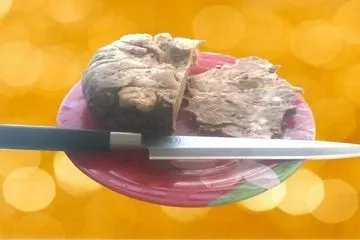 Як приготувати пресоване м'ясо зі свинячої голови - модна красива (свинячий) Як приготувати пресоване м'ясо зі свинячої голови - модна красива