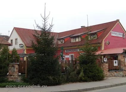 Як самостійно дістатися з Праги до замку Карлштейн (замку) Як самостійно дістатися з Праги до замку Карлштейн