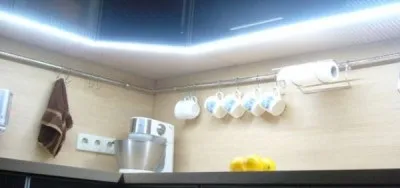 Як зробити грамотне освітлення на кухні своїми руками (варіанти дизайн світлодіодне освітлення стелі робочої зони на маленькій кухні вітальні своїми руками фото) Як зробити грамотне освітлення на кухні своїми руками