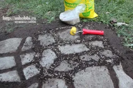 Як зробити плитку з цементу (укладання садової доріжки) Як зробити плитку з цементу