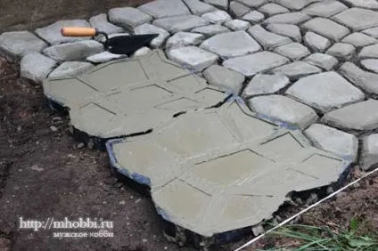 Як зробити плитку з цементу (відро цементу відра піску) Як зробити плитку з цементу