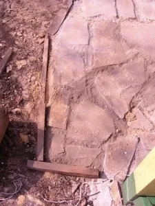 Як зробити садову доріжку на дачі своїми руками (доріжки з піщанику) Як зробити садову доріжку на дачі своїми руками