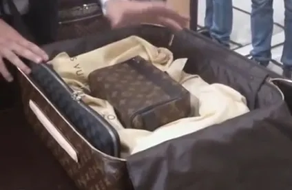 Як складати, зберігати, скласти штани в чемодан, мамині шпаргалочкі (брюки) Як складати, зберігати, скласти штани в чемодан, мамині шпаргалочкі