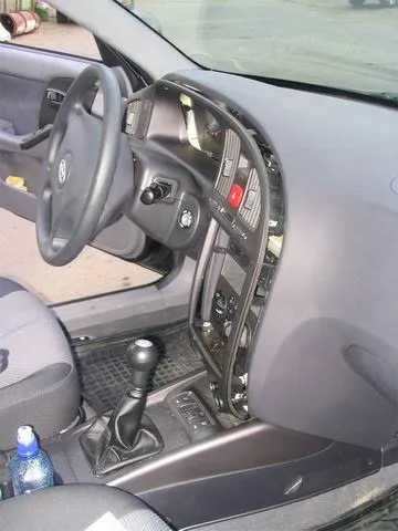 Як зняти штатну автомагнітолу (автомагнітолу) Як зняти штатну автомагнітолу