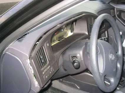 Як зняти штатну автомагнітолу (панель) Як зняти штатну автомагнітолу