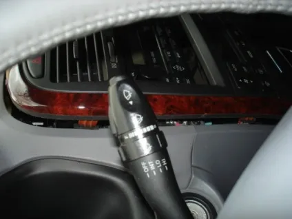 Як зняти штатну автомагнітолу (магнітоли) Як зняти штатну автомагнітолу