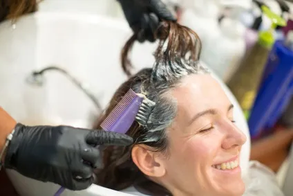 Як стати схожою на Емі Уайнхаус, beauty insider (articoli salon & amp; spa) Як стати схожою на Емі Уайнхаус, beauty insider
