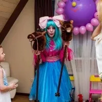 Як влаштувати ідеальне свято для дитини інтерв'ю з організатором свят (дитяче свято організація аніматори день народження іменинник батьки агентство) Як влаштувати ідеальне свято для дитини інтерв'ю з організатором свят