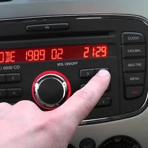 Як дізнатися код магнітоли форд фокус 2