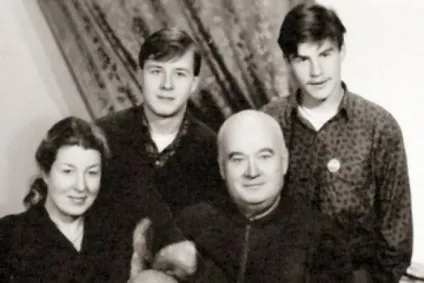 Як виглядають і чим займаються діти відомих радянських акторів (47 фото) - Трініксі (євгенія) Як виглядають і чим займаються діти відомих радянських акторів (47 фото) - Трініксі