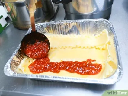 Як викласти шарами лазанью