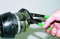 Як замінити внутрішній і зовнішній шрус переднього приводу ваз-21213 (зовнішній) Як замінити внутрішній і зовнішній шрус переднього приводу ваз-21213