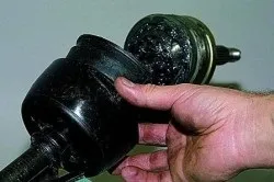 Як замінити внутрішній і зовнішній шрус переднього приводу ваз-21213 (шрус) Як замінити внутрішній і зовнішній шрус переднього приводу ваз-21213