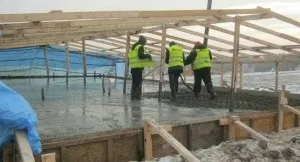 Як заливати бетон в дощ марки, способи і технологія (дощ) Як заливати бетон в дощ марки, способи і технологія