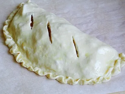 Кальцоне з куркою і грибами рецепт з покроковими фото (кальцоне) Кальцоне з куркою і грибами рецепт з покроковими фото