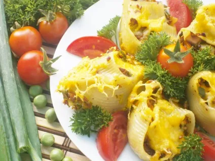 Кальцоне з куркою і грибами рецепт з покроковими фото (рецепт) Кальцоне з куркою і грибами рецепт з покроковими фото