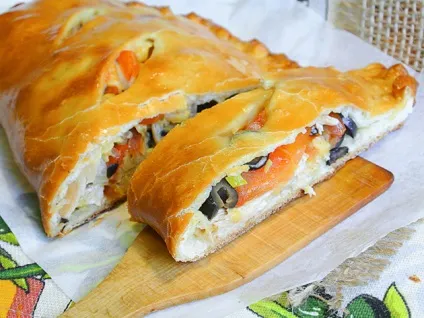 Кальцоне з куркою і грибами рецепт з покроковими фото (кальцоне) Кальцоне з куркою і грибами рецепт з покроковими фото