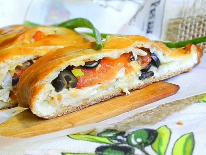 Кальцоне з куркою і грибами рецепт з покроковими фото (кальцоне) Кальцоне з куркою і грибами рецепт з покроковими фото