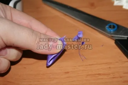 Канзаши з атласних стрічок для початківців майстер-клас шпильки і лебедя (канзаші з атласних стрічок для початківців) Канзаши з атласних стрічок для початківців майстер-клас шпильки і лебедя