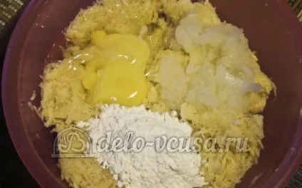 Картопляні деруни з м'ясом (чаклуни) рецепт з фото - покрокове приготування картопляних (деруни з м'ясом) Картопляні деруни з м'ясом (чаклуни) рецепт з фото - покрокове приготування картопляних