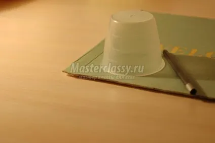 Карнавальна капелюшок своїми руками для маленької леді (карнавальна) Карнавальна капелюшок своїми руками для маленької леді