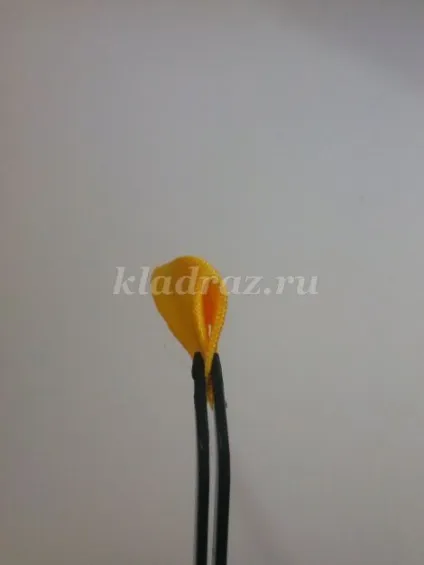 Картина в техніці канзаші фіалки (клас) Картина в техніці канзаші фіалки