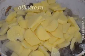 Картопля з опеньками на сковороді (страви з опеньків) Картопля з опеньками на сковороді